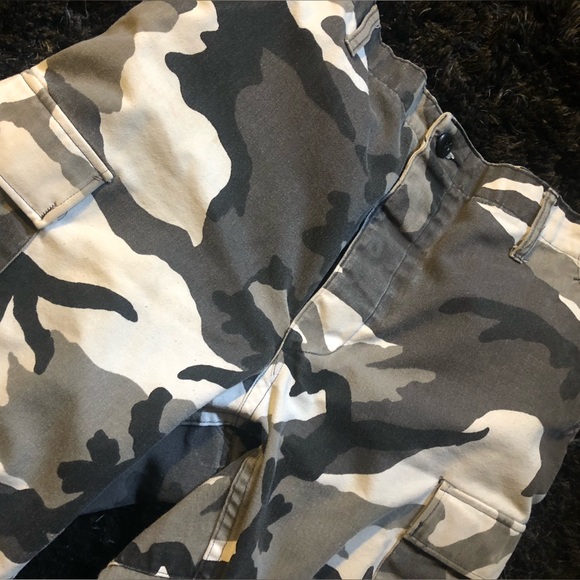 Black, Grey, White Army Cargo Pants - Picture 2 of 4